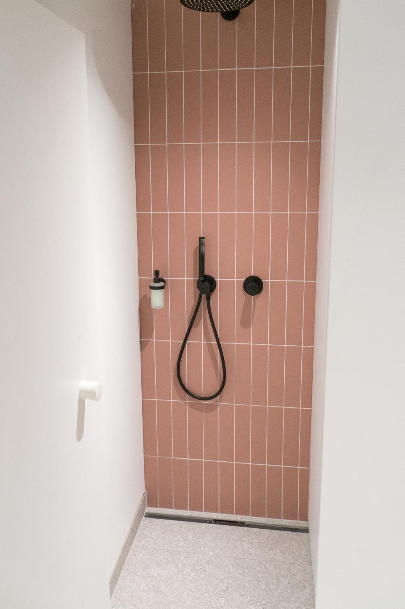 Soom Salzburg I Kapselhotel Εξωτερικό φωτογραφία